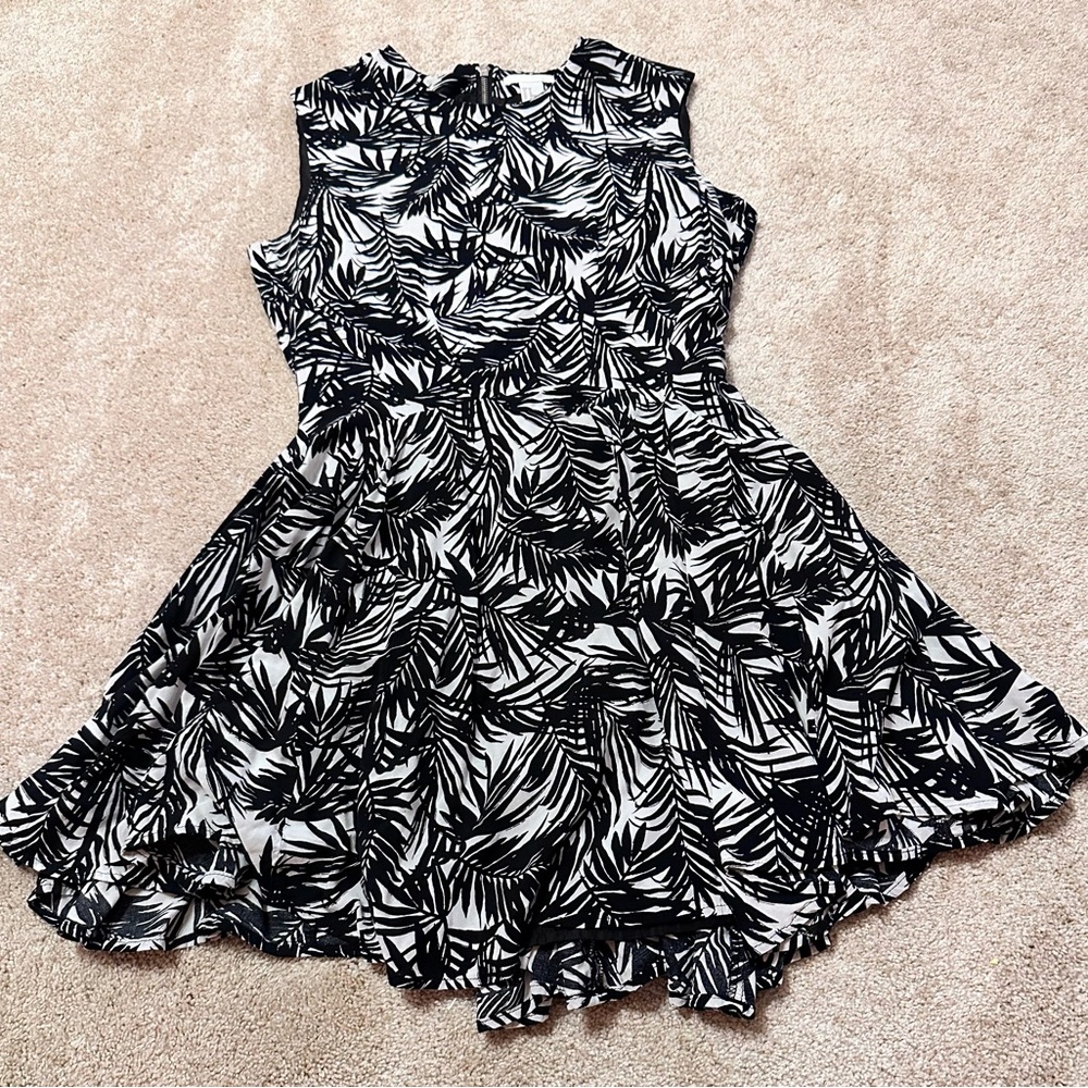 EUC H&M Palm Leaf Dress